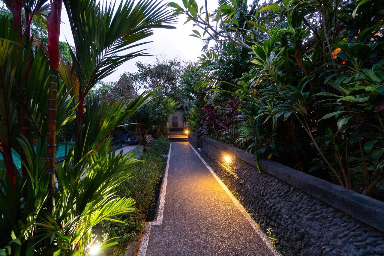 Sari Bamboo Villas Ubud Exterior foto